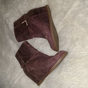 Johnston & Murphy S. 9.5 Distressed Dark Red Leather Wedge Booties